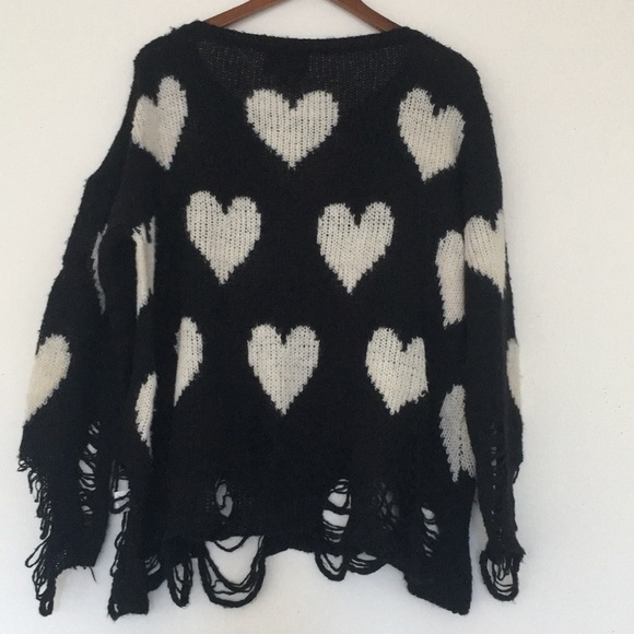Wildfox White Label Love Lennon Distresses Sweater - Picture 4 of 8